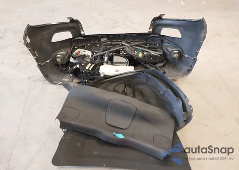 2018 Jeep Cherokee Latitude 4X4 из США, поврежденный, VIN 1C4PJMCB3JD560380